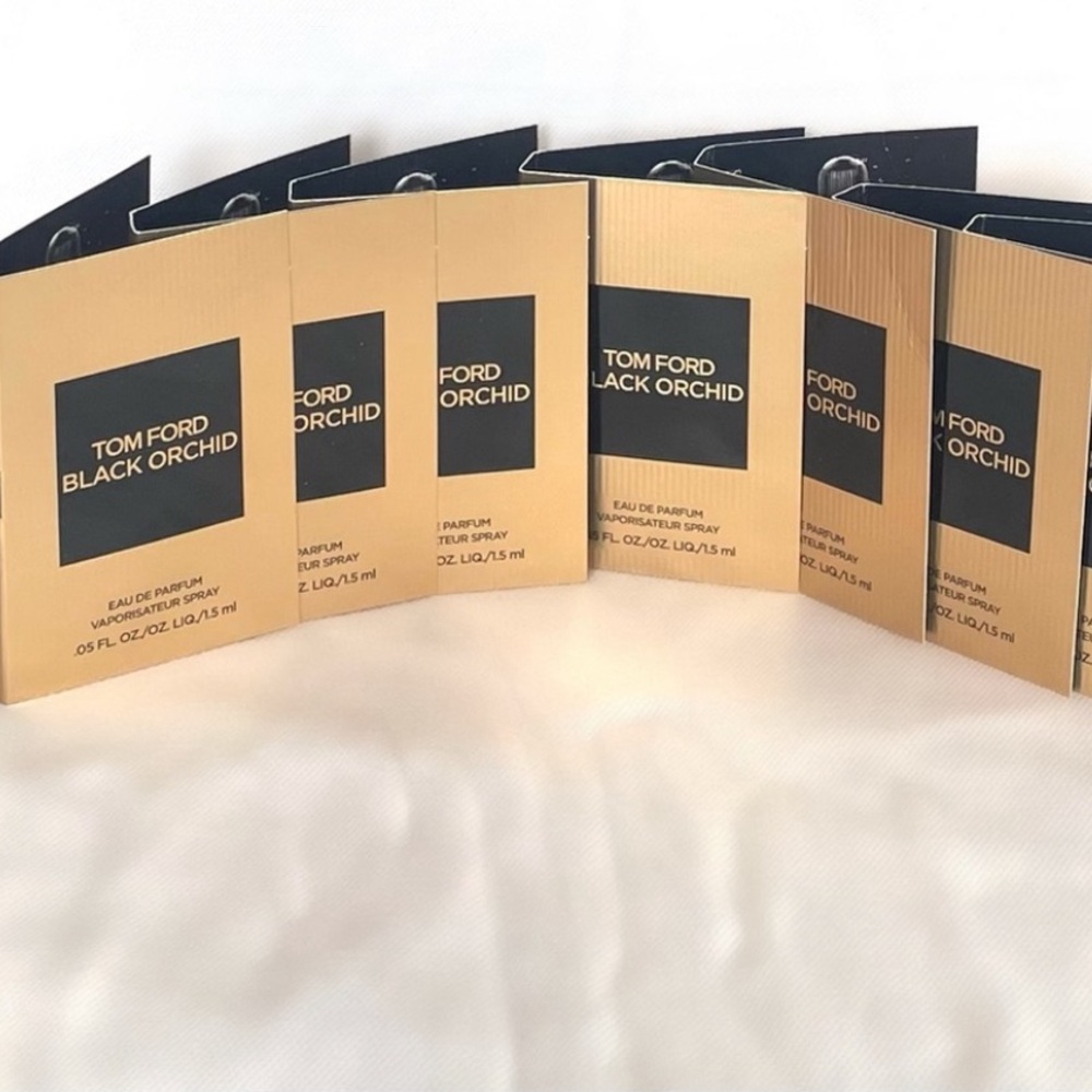 ♥️ Tom Ford Black Orchid Eau De Parfum Set of 6 Travel Sample Sizes included